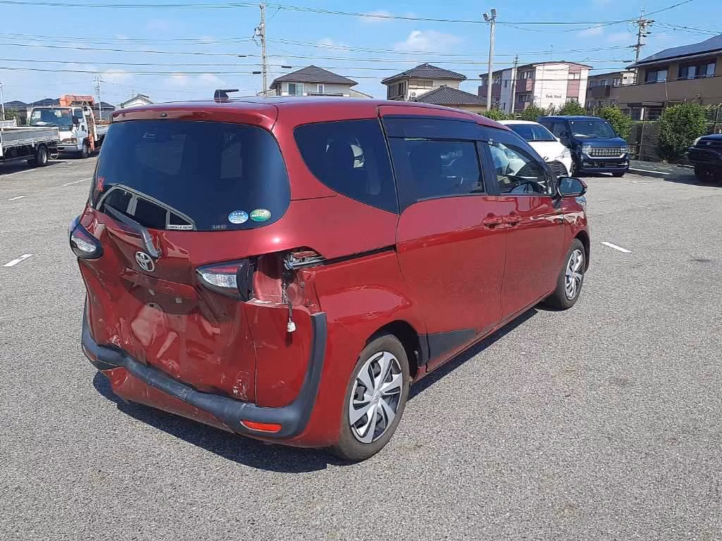 TOYOTA SIENTA