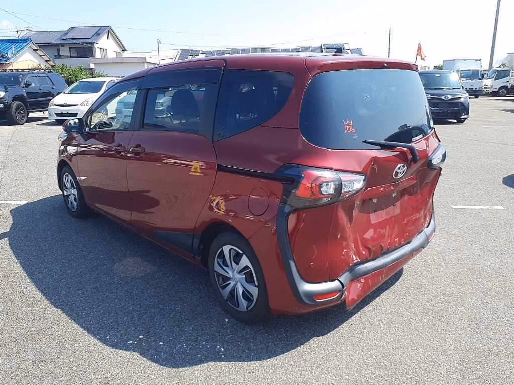 TOYOTA SIENTA