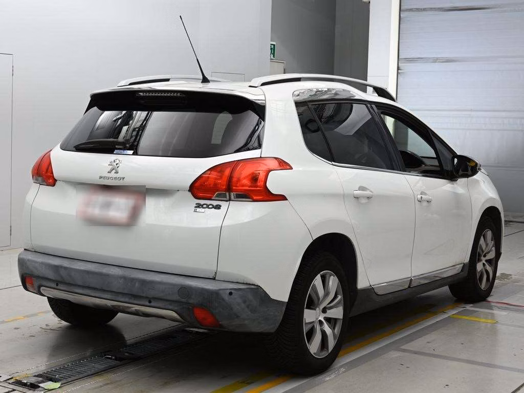 PEUGEOT 2008