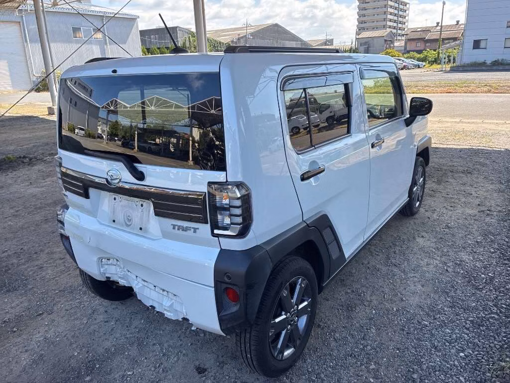 DAIHATSU TAFT