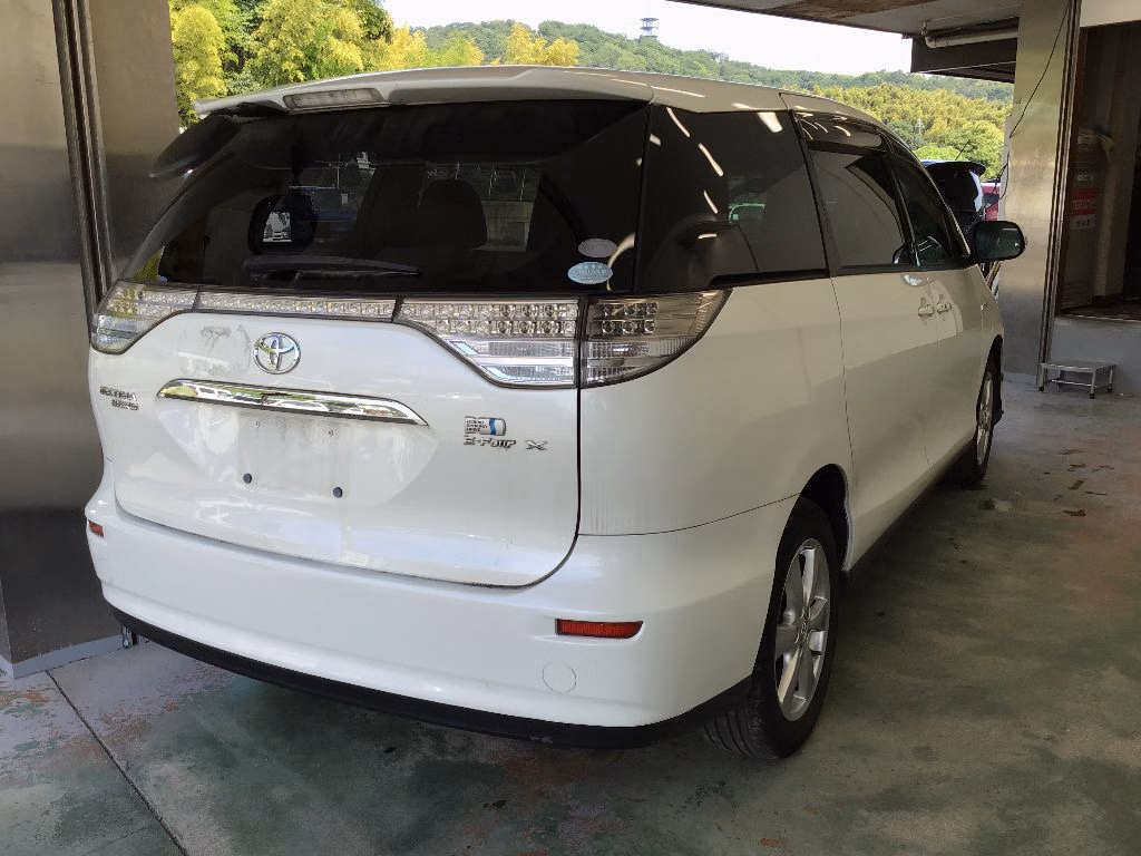 TOYOTA ESTIMA