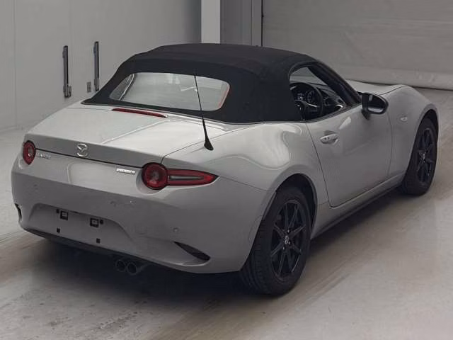 MAZDA ROADSTER