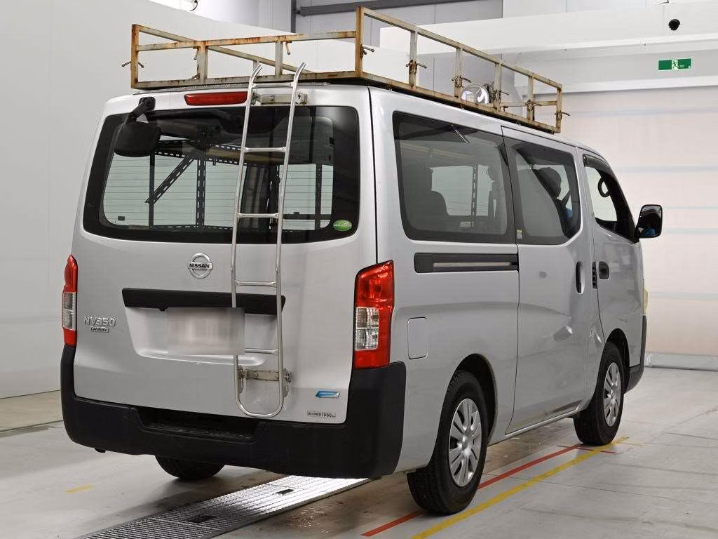 NISSAN NV350 CARAVAN