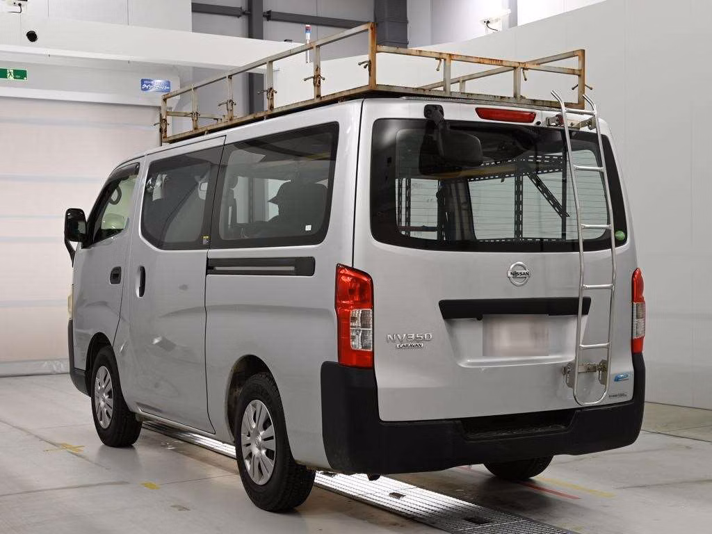 NISSAN NV350 CARAVAN