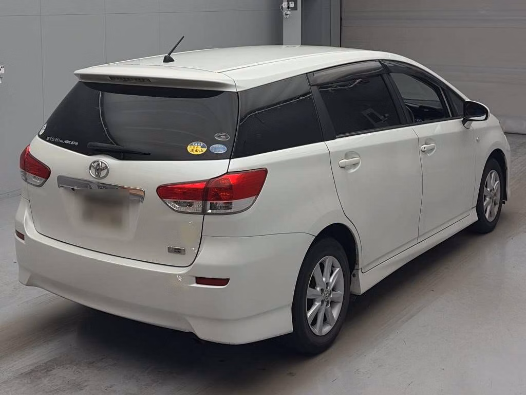 TOYOTA WISH