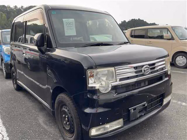 DAIHATSU MOVE CONTE