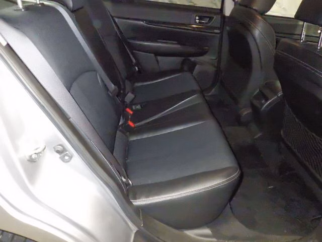SUBARU LEGACY B4