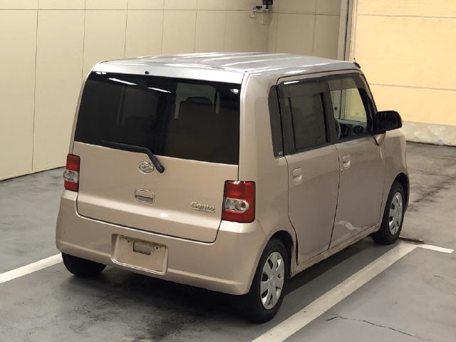 DAIHATSU MOVE CONTE