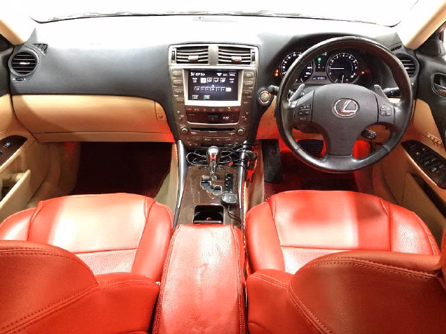 LEXUS IS250