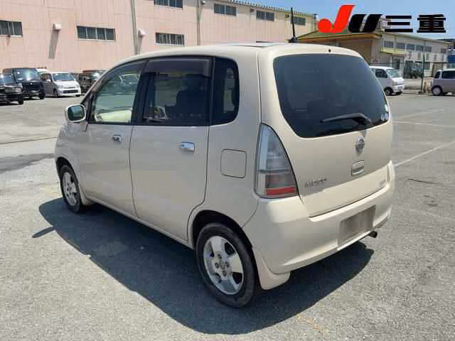 NISSAN MOCO