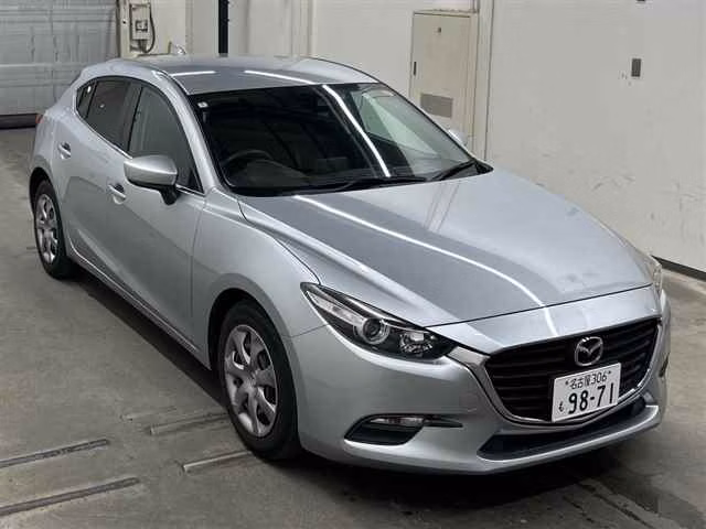MAZDA AXELA