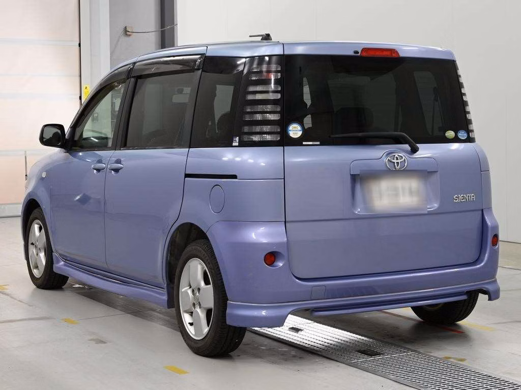 TOYOTA SIENTA