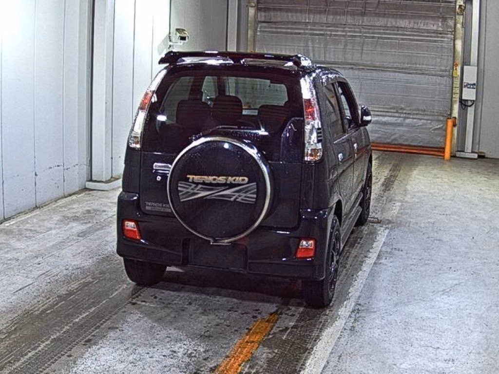 DAIHATSU TERIOS KID