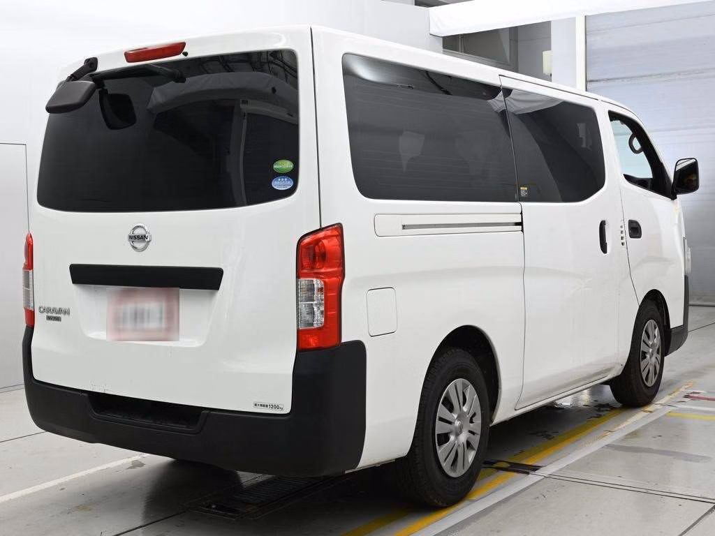 NISSAN NV350 CARAVAN