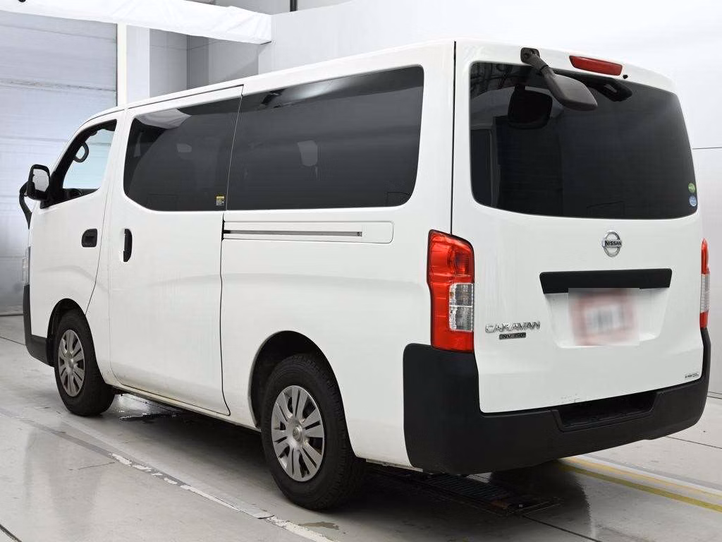 NISSAN NV350 CARAVAN