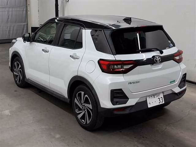 TOYOTA RAIZE