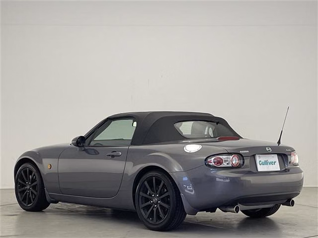 MAZDA ROADSTER