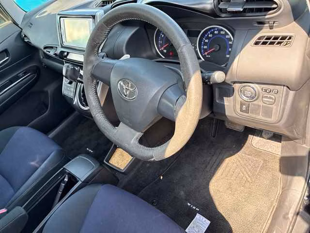 TOYOTA WISH