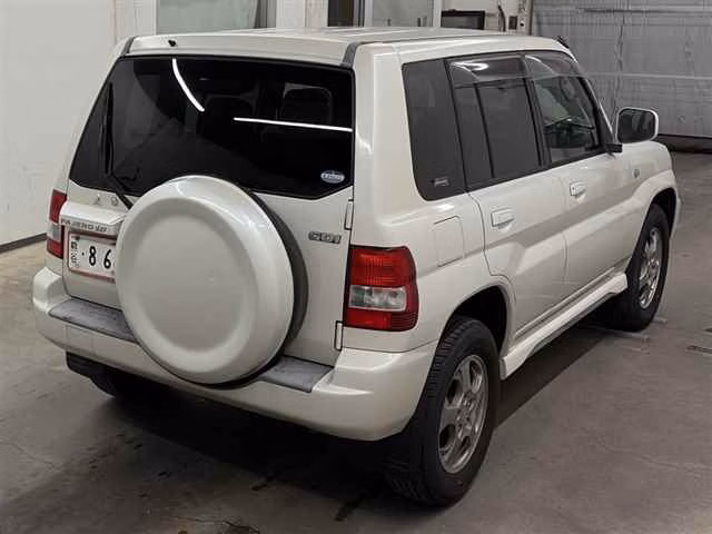 MITSUBISHI PAJERO IO