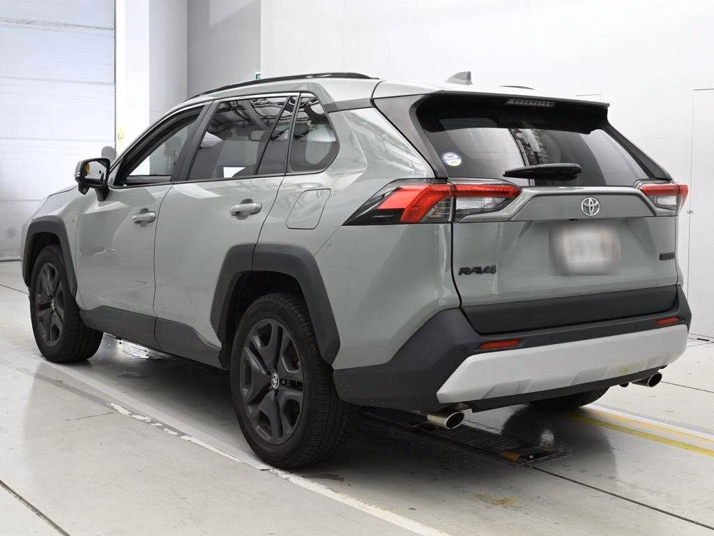 TOYOTA RAV4