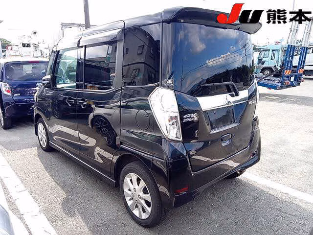 MITSUBISHI EK SPACE