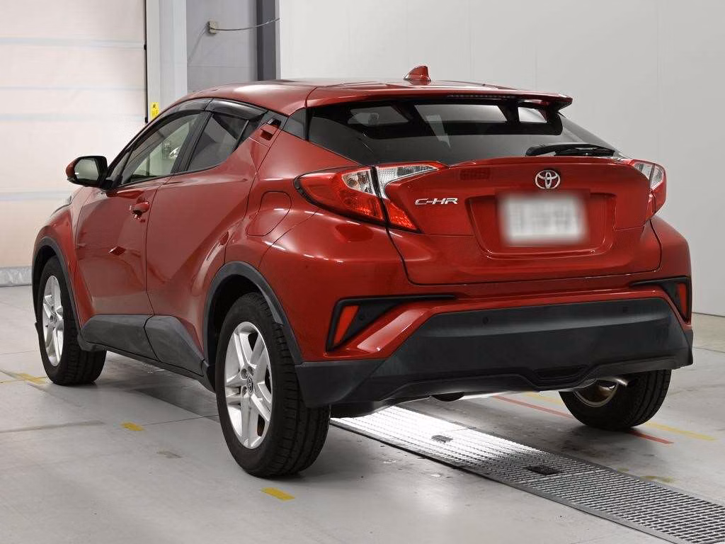 TOYOTA C-HR