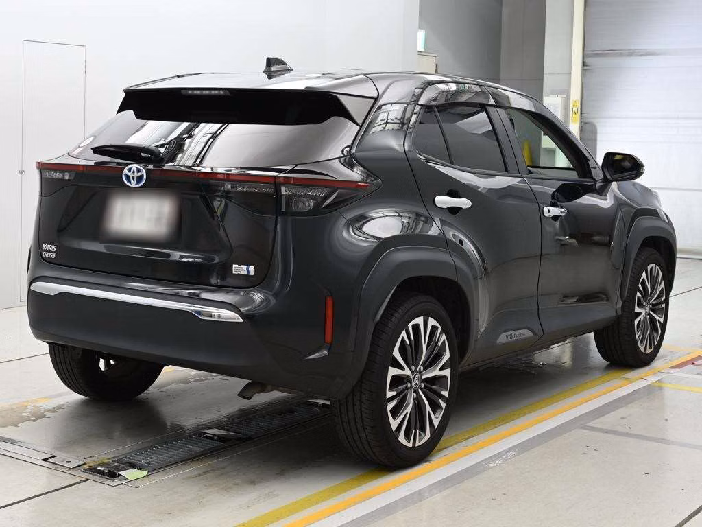 TOYOTA YARIS CROSS