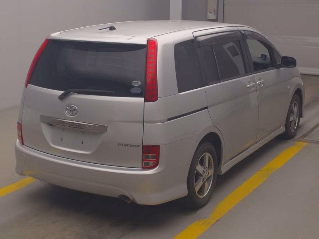 TOYOTA ISIS