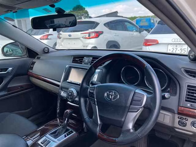 TOYOTA MARK X
