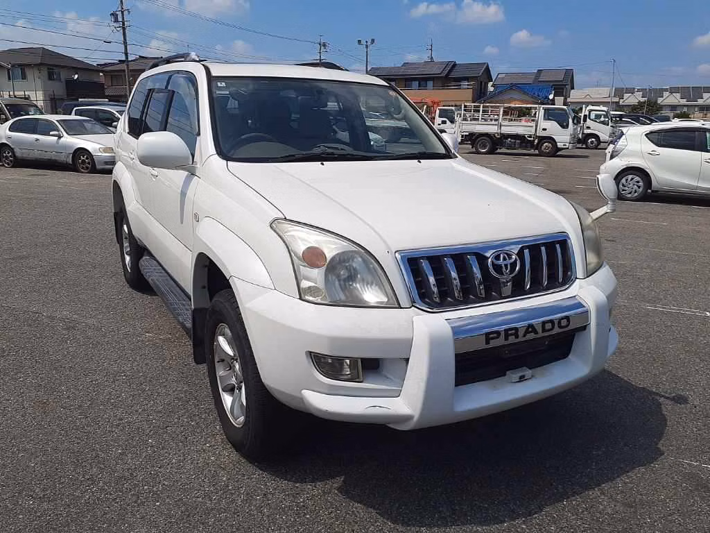 TOYOTA LAND CRUISER PRADO