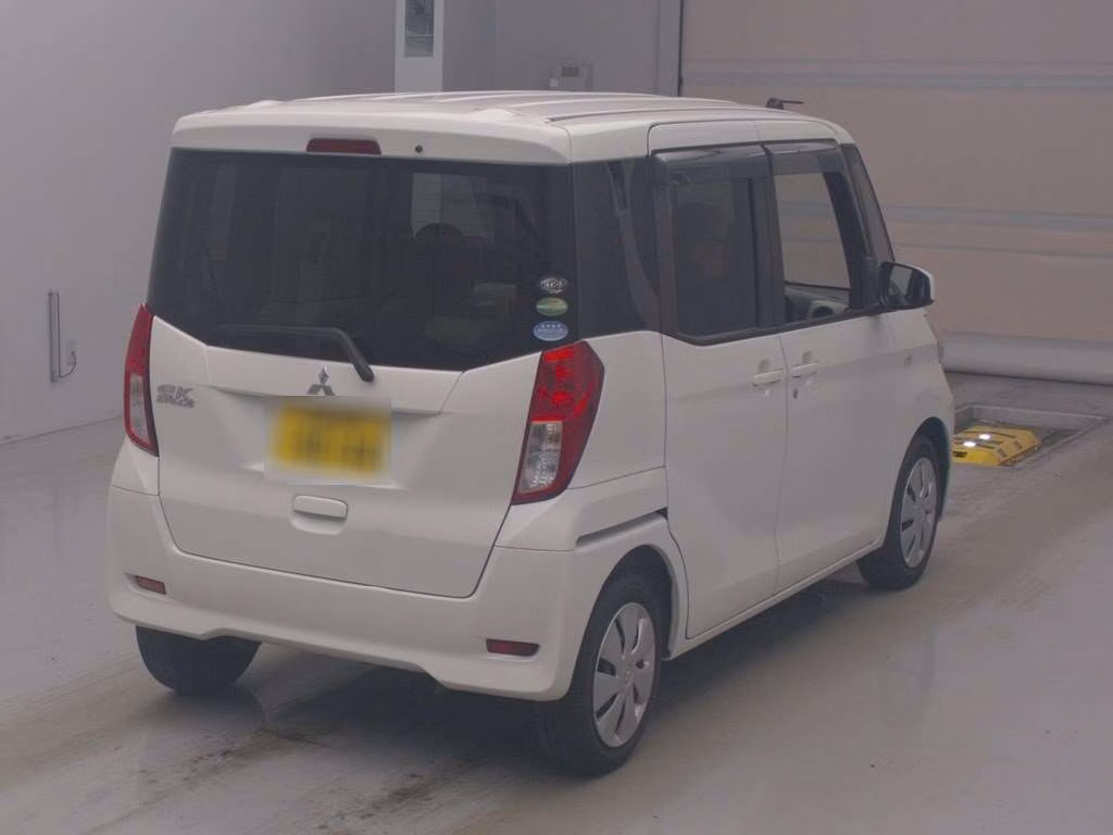 MITSUBISHI EK SPACE