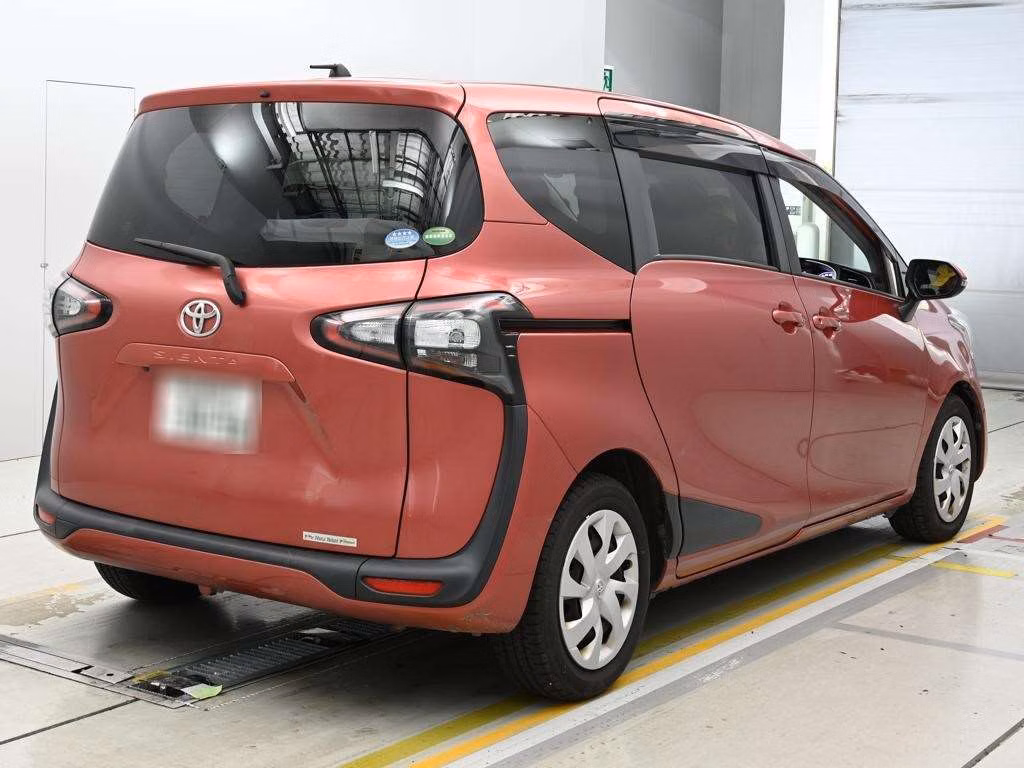 TOYOTA SIENTA