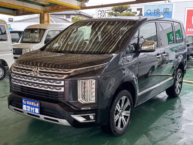 MITSUBISHI DELICA D:5