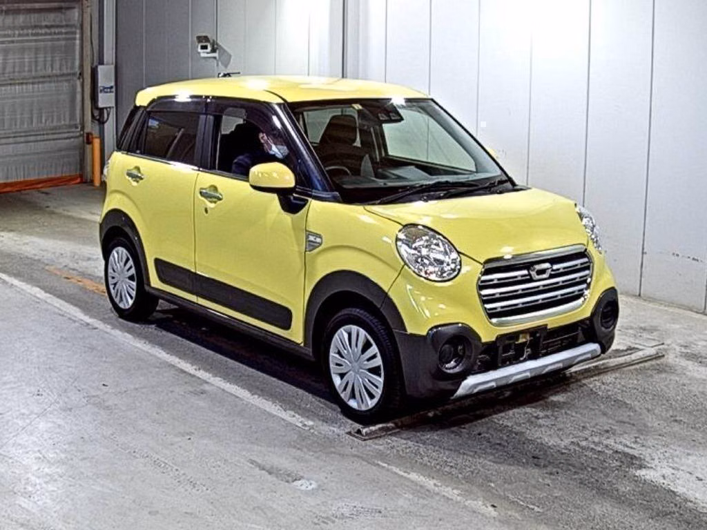 DAIHATSU CAST
