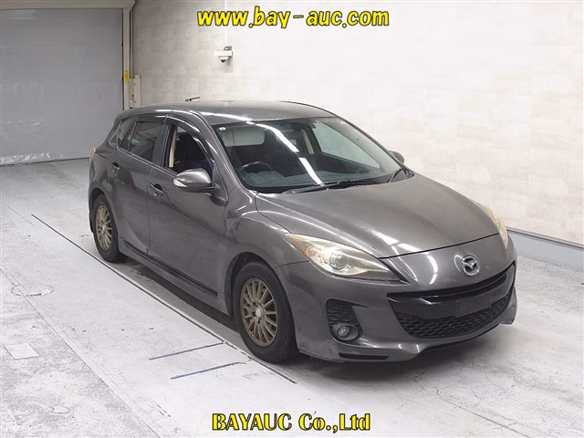 MAZDA AXELA