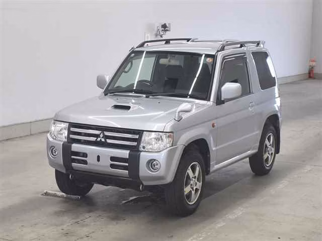 MITSUBISHI PAJERO MINI