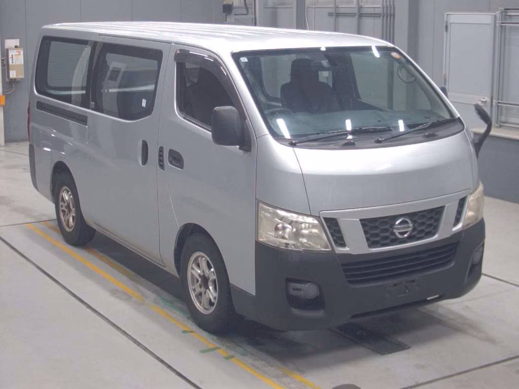 NISSAN NV350 CARAVAN