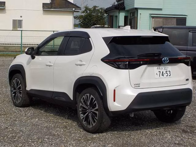 TOYOTA YARIS CROSS