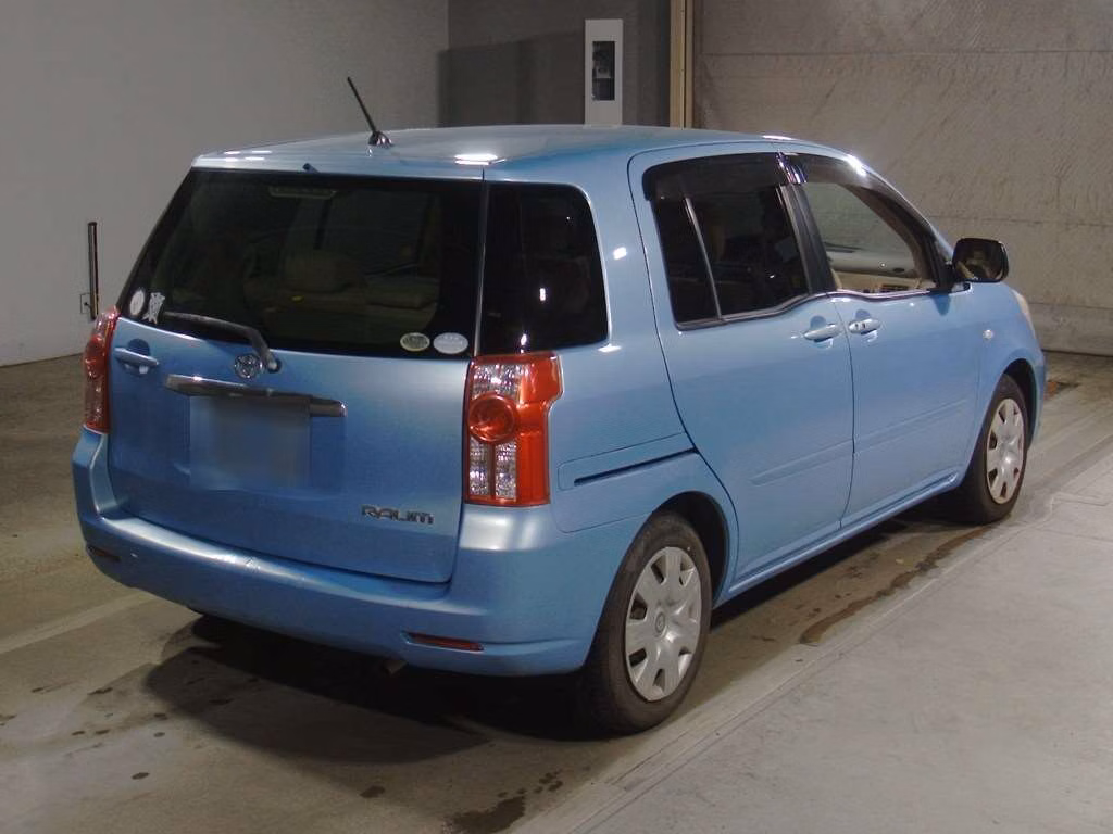 TOYOTA RAUM