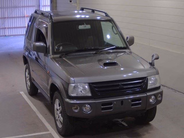 MITSUBISHI PAJERO MINI