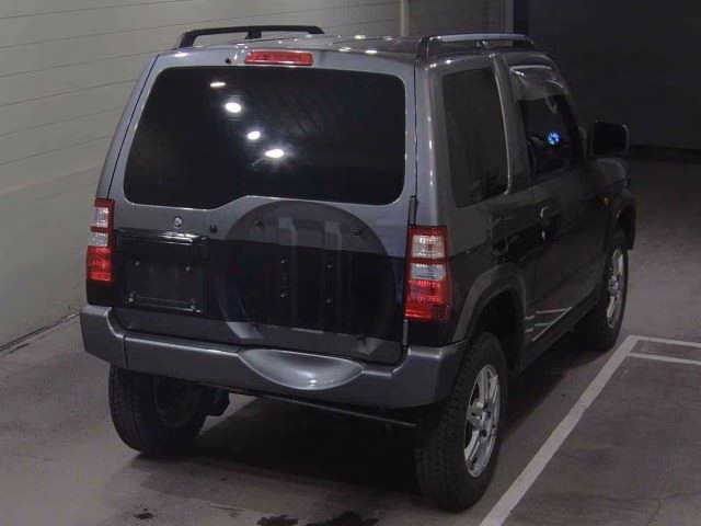 MITSUBISHI PAJERO MINI