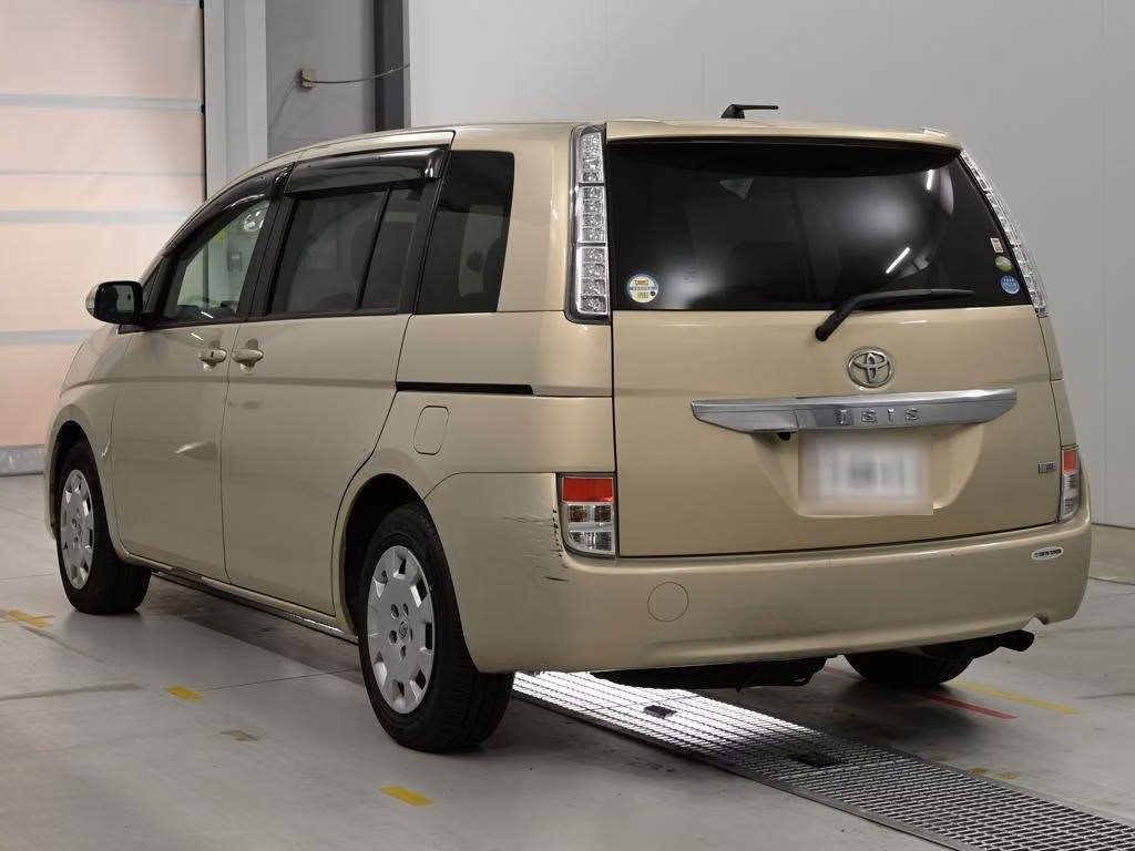 TOYOTA ISIS