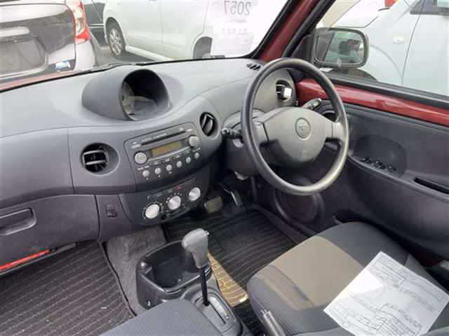 DAIHATSU ESSE
