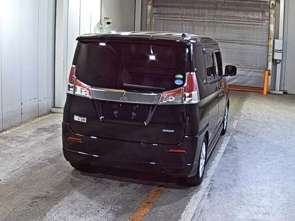 MITSUBISHI DELICA D:2