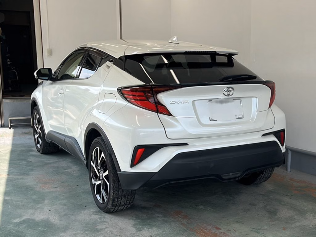 TOYOTA C-HR