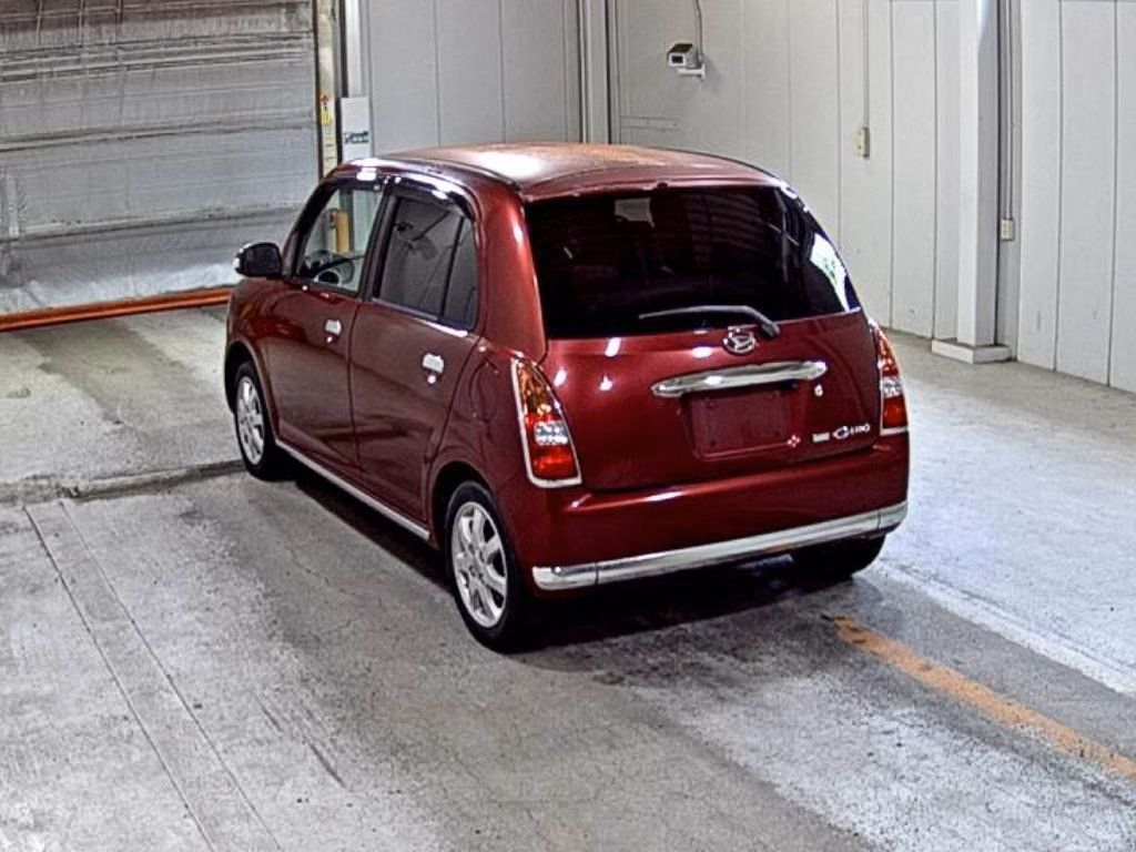 DAIHATSU MIRA GINO