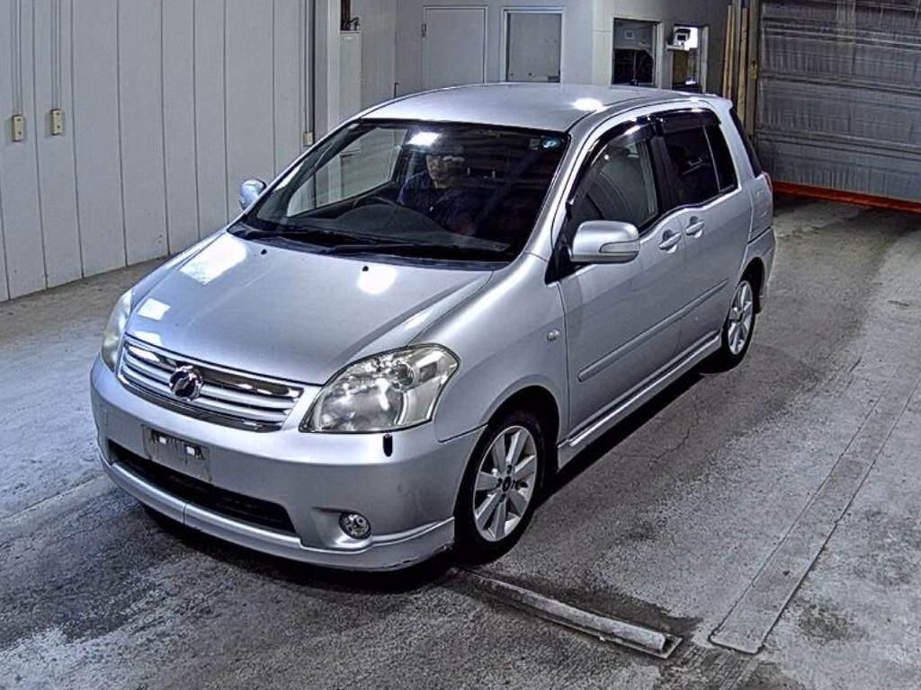 TOYOTA RAUM