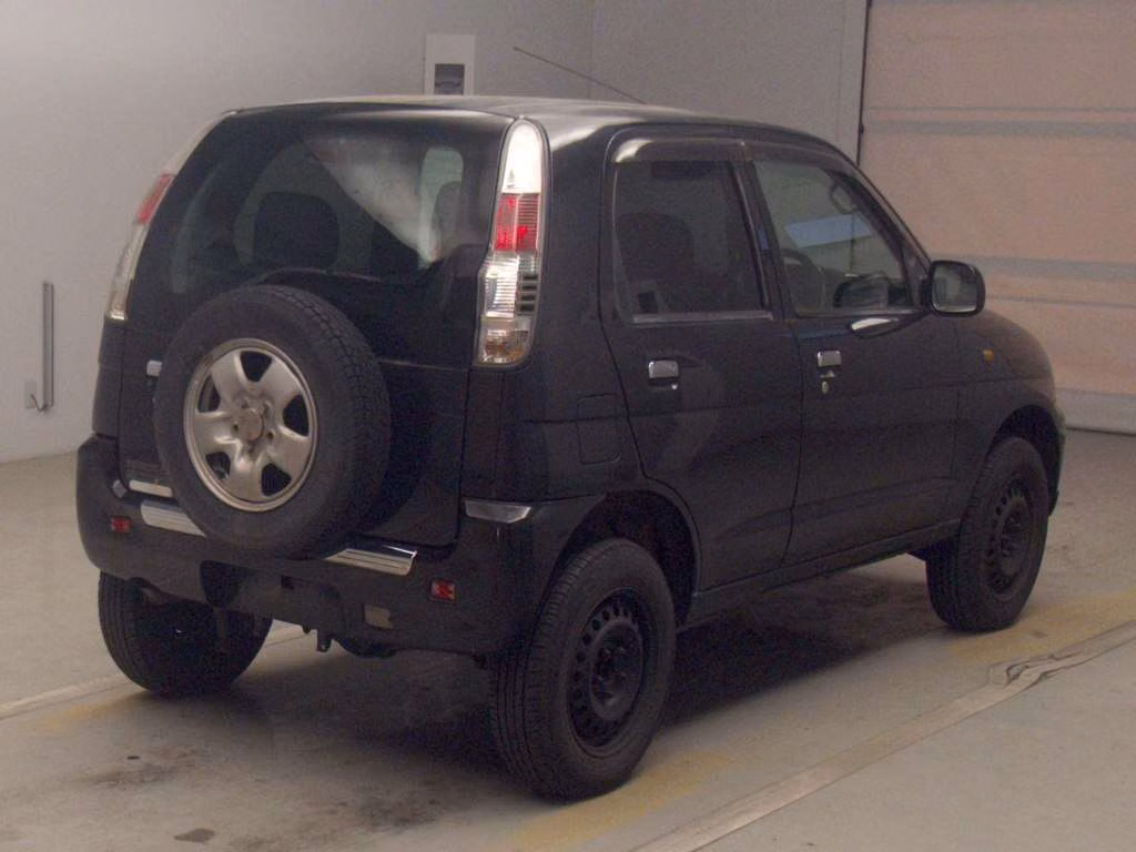 DAIHATSU TERIOS KID