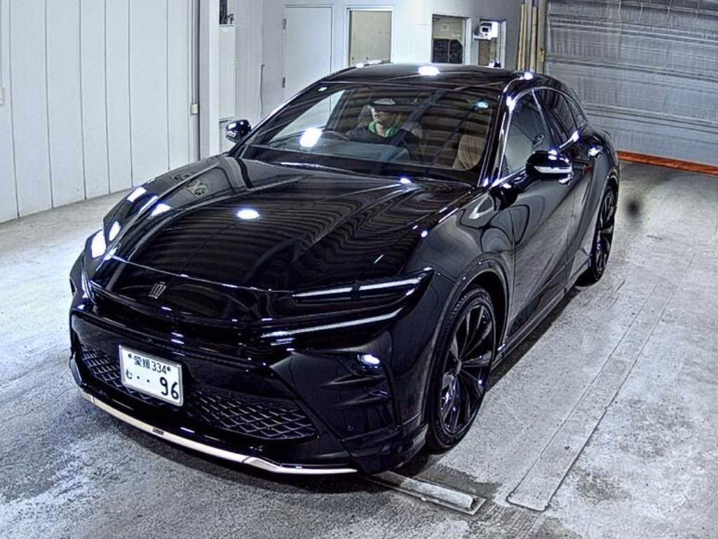 TOYOTA CROWN
