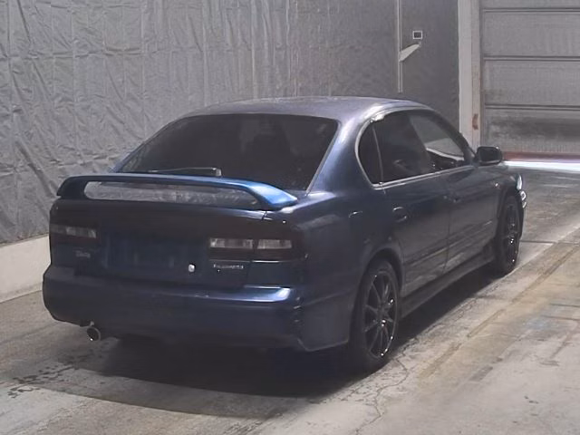 SUBARU LEGACY B4